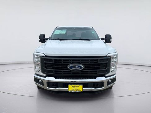 Used 2024 Ford F250 XL w/ XL Chrome Package RWD image 9