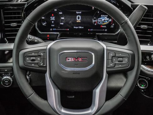 New 2026 GMC Sierra 3500 SLE w/ SLE Value Package AWD/4WD image 79