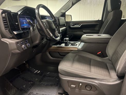 Used 2022 Chevrolet Silverado 1500 RST image 10