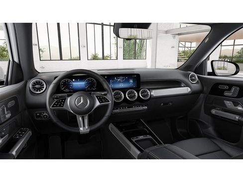 New 2026 Mercedes-Benz GLB 250 4MATIC image 3