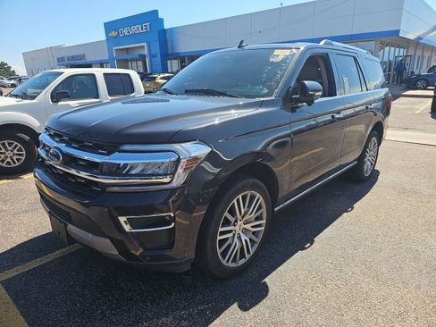 Used 2023 Ford Expedition Limited AWD/4WD image 8