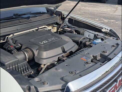 Used 2016 GMC Canyon SLE w/ SLE Convenience Package image 24