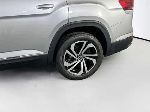 Used 2023 Volkswagen Atlas SEL image 32