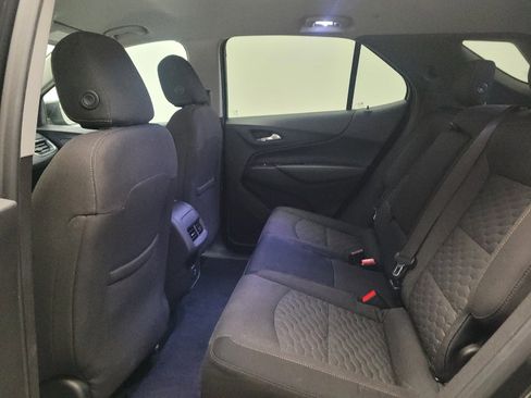 Used 2020 Chevrolet Equinox LT FWD image 18