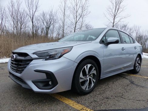 Used 2023 Subaru Legacy Premium AWD/4WD image 1