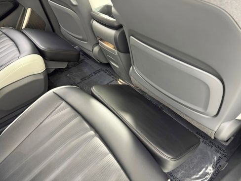 Used 2024 Kia EV9 GT-Line image 44