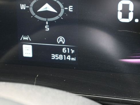 Used 2023 Kia Sportage EX image 32