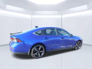 Used 2024 Honda Accord Sport video 3