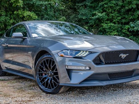 Used 2021 Ford Mustang GT RWD image 7