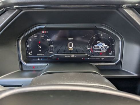 Used 2024 GMC Sierra 1500 AT4 image 28