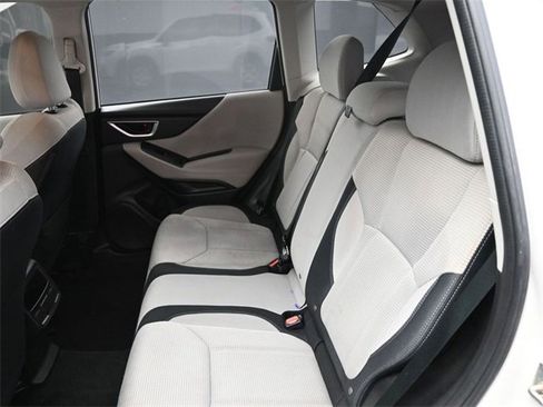 Used 2021 Subaru Forester Base image 16