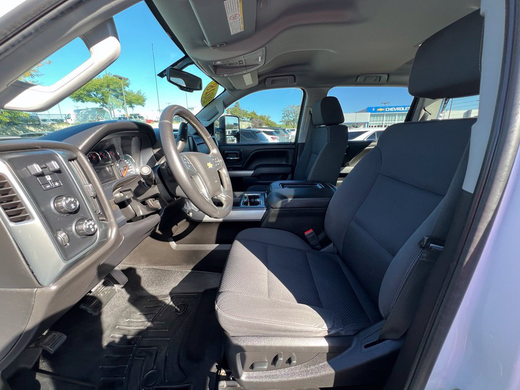 Used 2018 Chevrolet Silverado 2500 LT w/ All Star Edition AWD/4WD image 18
