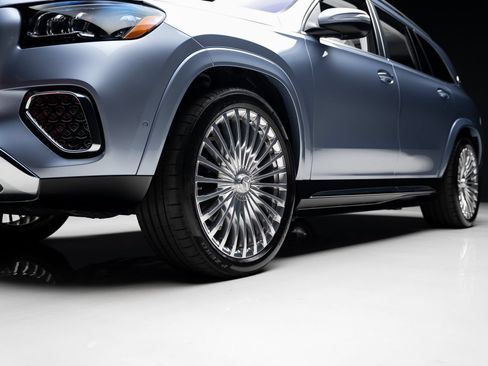 Used 2025 Mercedes-Benz Maybach GLS 600 4MATIC image 85