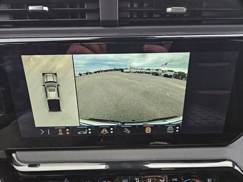 Used 2025 GMC Sierra 1500 AT4 w/ AT4 Premium Package image 20