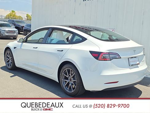 Used 2022 Tesla Model 3 Long Range AWD/4WD image 5