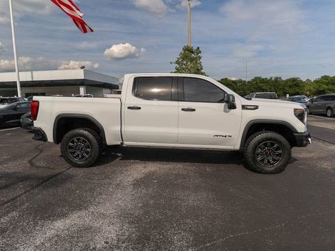 Used 2024 GMC Sierra 1500 AT4X AWD/4WD image 11