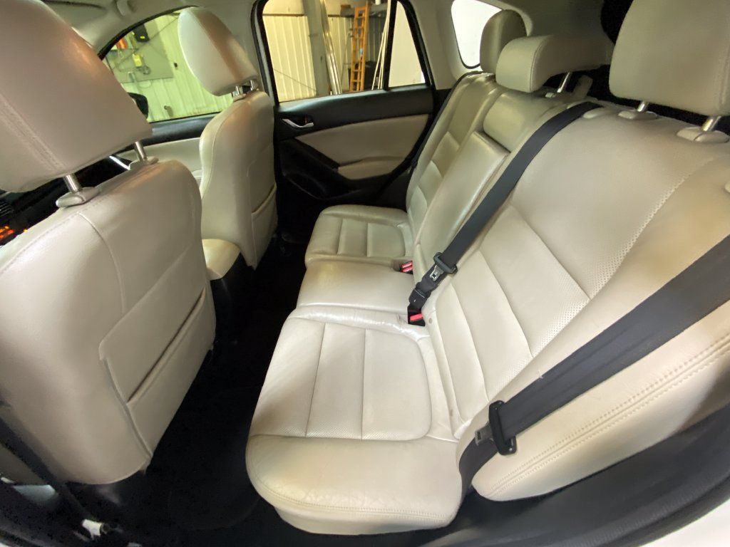 Used 2013 MAZDA CX-5 Grand Touring w/ GT Tech Pkg FWD image 23