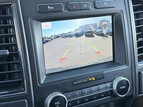 Used 2020 Ford Expedition Max Limited image 15