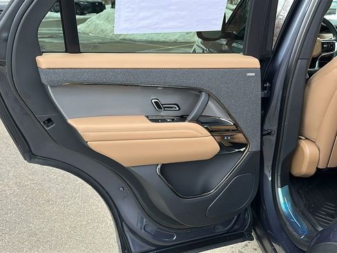 New 2026 Land Rover Range Rover Sport SE image 20