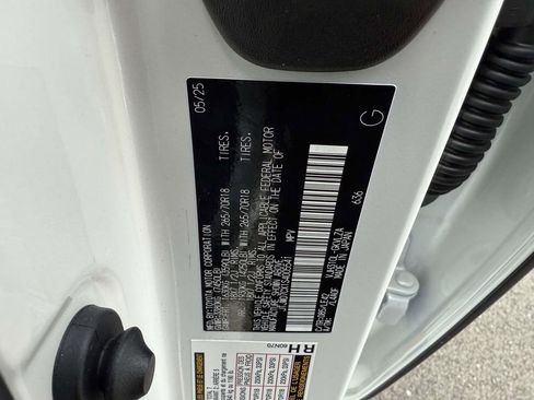 Used 2025 Lexus LX 700h Overtrail image 35