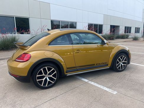 Used 2016 Volkswagen Beetle 1.8T Dune FWD image 10