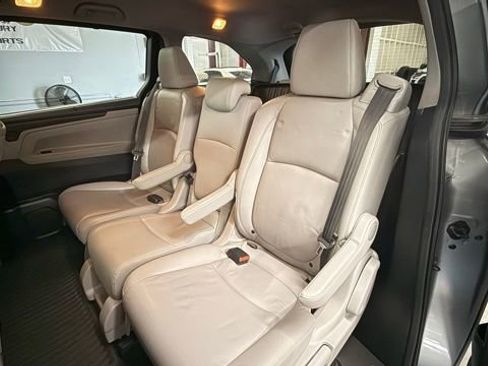 Used 2019 Honda Odyssey EX-L image 23