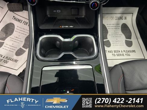 Used 2026 Chevrolet Traverse RS w/ LPO, Floor Liner Package AWD/4WD image 32
