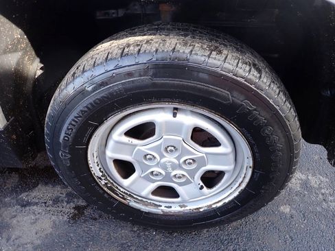 Used 2014 Jeep Patriot Sport w/ Power Value Group image 11