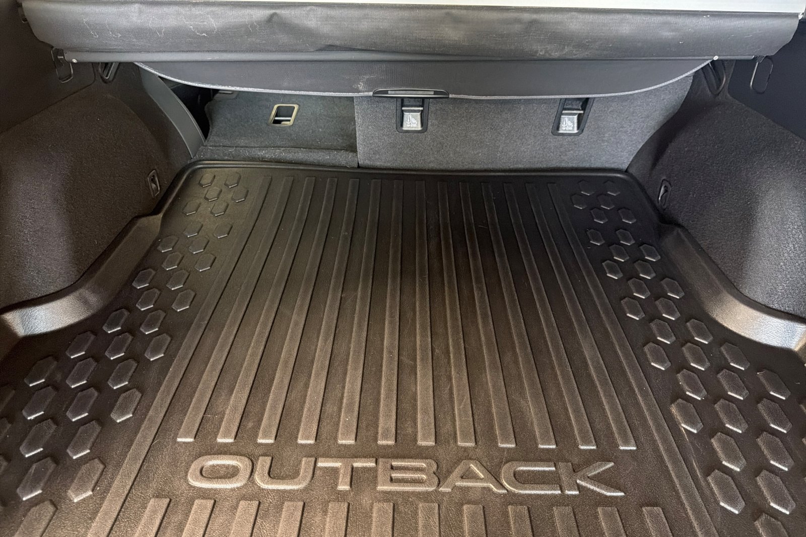 Used 2024 Subaru Outback Limited AWD/4WD image 16