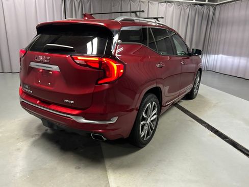Used 2018 GMC Terrain Denali w/ Comfort Package image 7