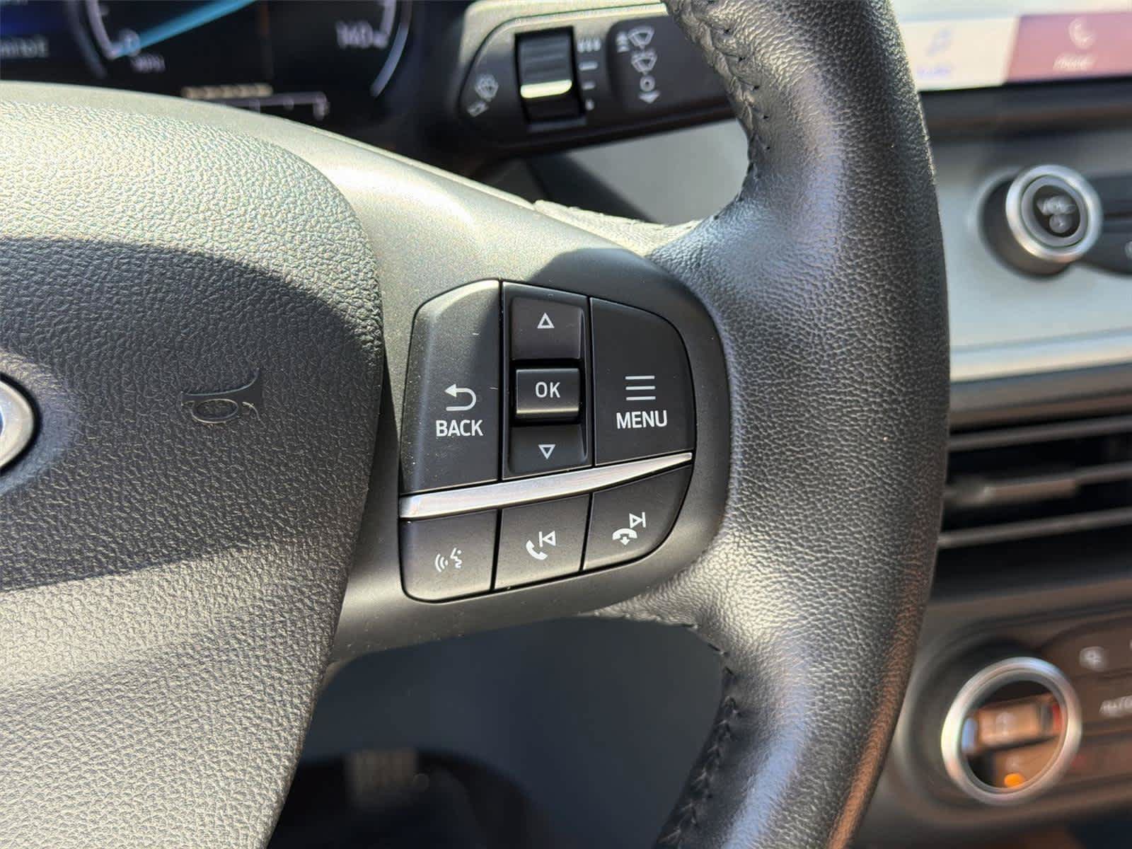 Used 2022 Ford Maverick Lariat w/ Lariat Luxury Package FWD image 34