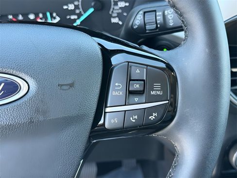 Used 2022 Ford Escape SE w/ Cold Weather Package image 33