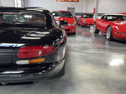 Used 1999 Dodge Viper RT/10 RWD image 11
