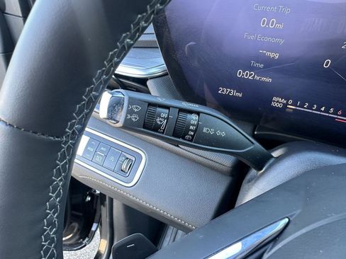 Used 2025 Buick Enclave Preferred image 25