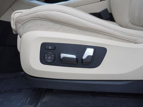 Used 2022 BMW X5 xDrive40i w/ Parking Assistance Package image 35