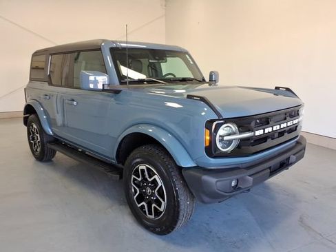 Certified 2024 Ford Bronco Outer Banks AWD/4WD image 1