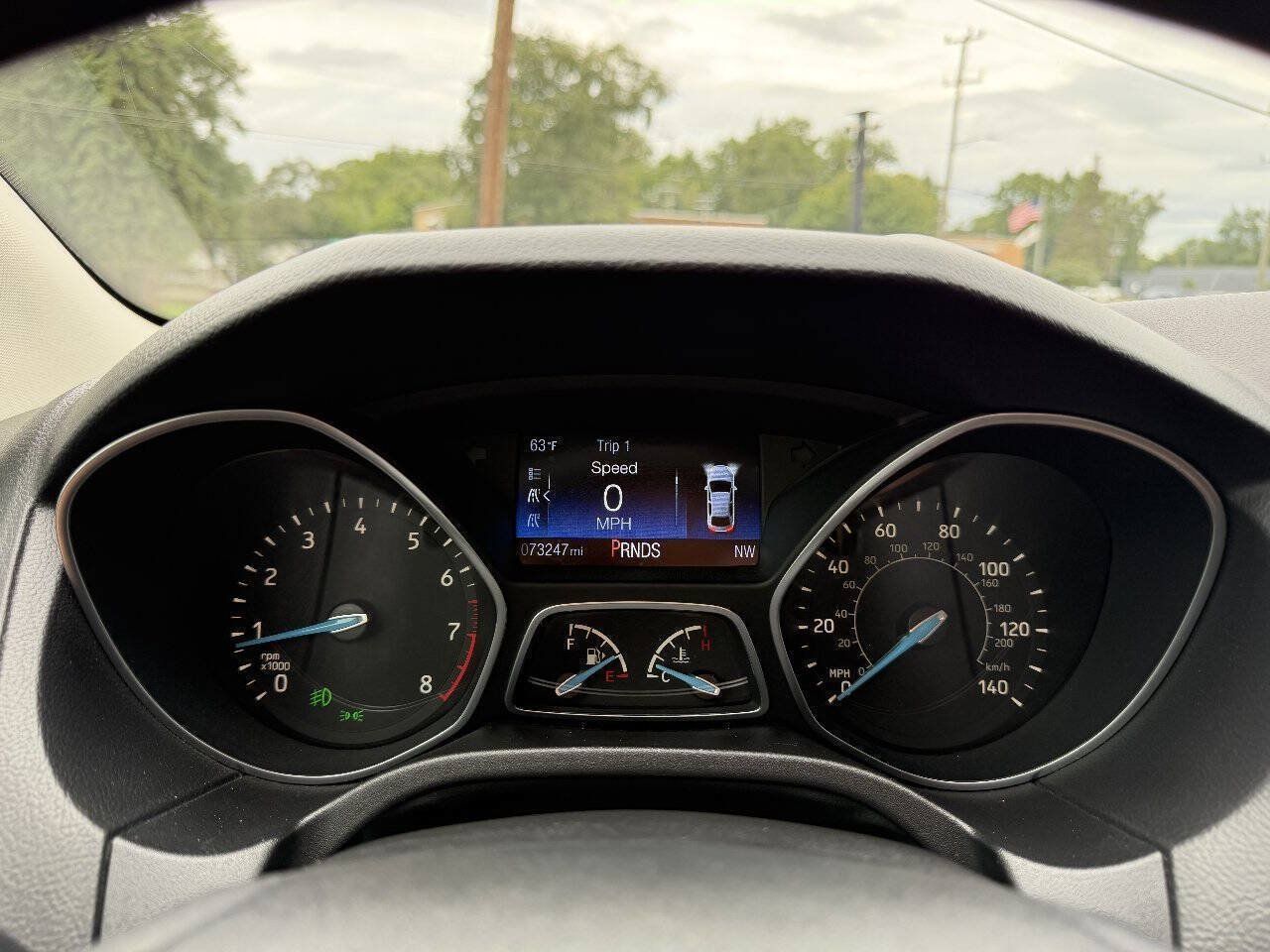Used 2016 Ford Focus SE w/ Equipment Group 201A FWD image 12