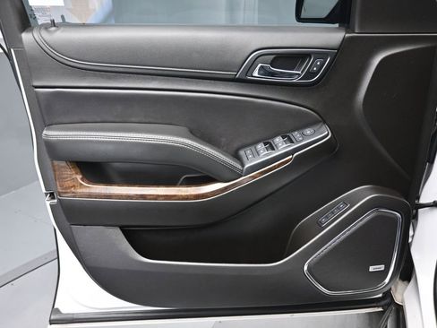 Used 2020 Chevrolet Tahoe LT image 9