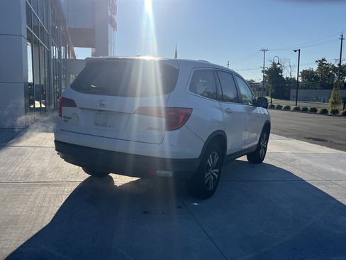 Used 2018 Honda Pilot EX image 3