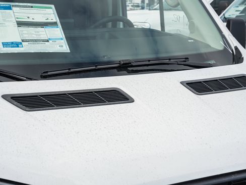 New 2026 Ford Transit 250 148 Medium Roof image 4