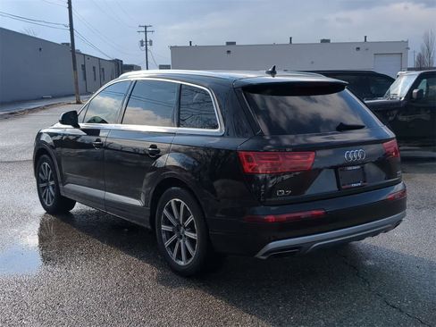 Used 2018 Audi Q7 3.0T Premium image 12