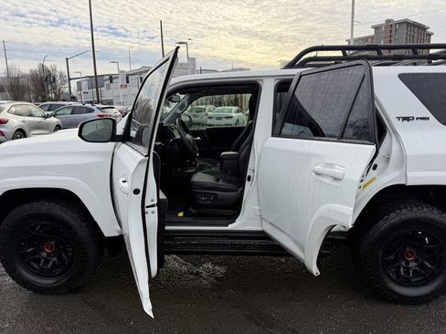 Certified 2022 Toyota 4Runner TRD Pro image 22