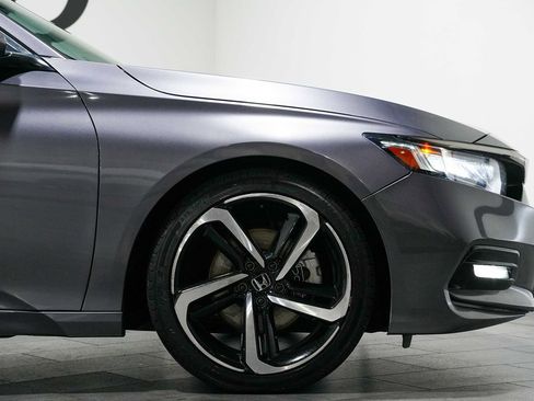 Used 2020 Honda Accord Sport image 9