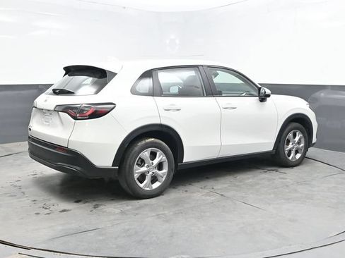 Used 2024 Honda HR-V LX image 7