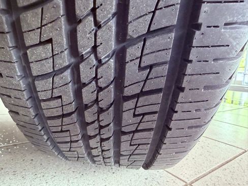 Used 2015 Toyota Venza XLE image 16