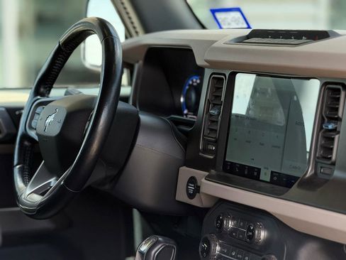 Used 2022 Ford Bronco Wildtrak AWD/4WD image 15