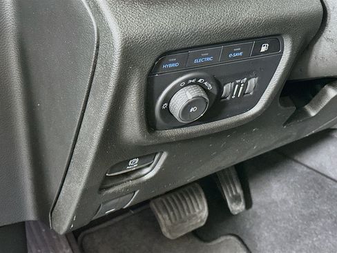 Used 2022 Jeep Grand Cherokee Limited 4xe w/ MOPAR Finishing Package AWD/4WD image 17