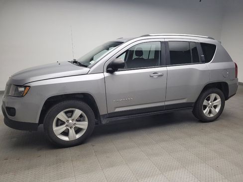 Used 2017 Jeep Compass Sport w/ Power Value Group AWD/4WD image 2