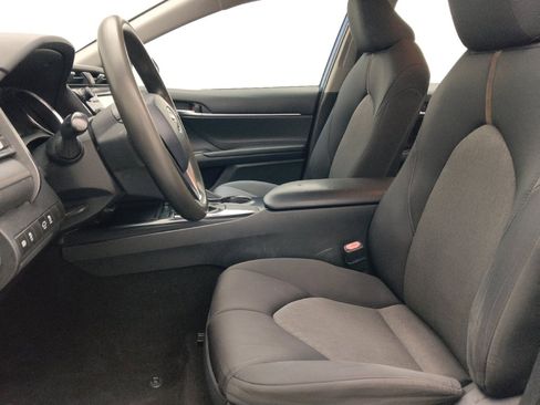 Used 2019 Toyota Camry LE FWD image 17