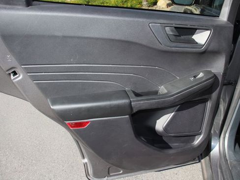 Certified 2022 Ford Escape SE FWD image 20